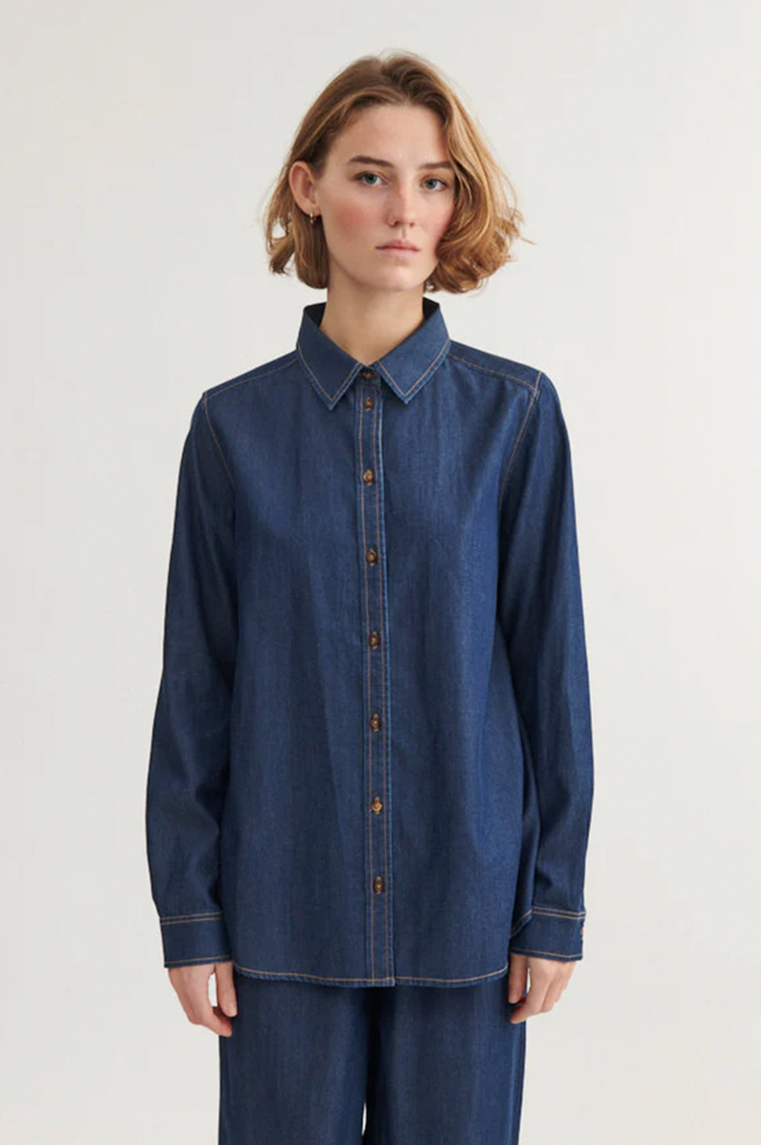 Basic Apparel Bine LS Shirt Shirts 103 Mid Blue